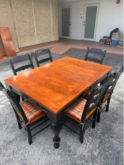 Expandable Dining room table and chairs