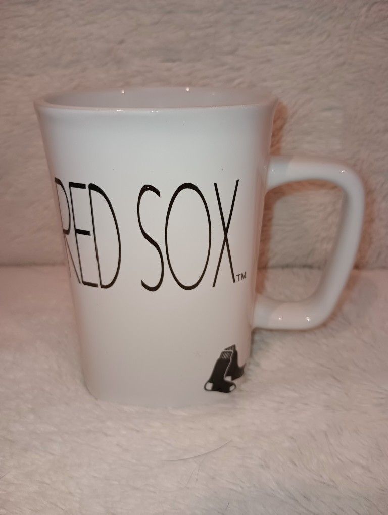 Boston Red Sox The Memory Company Holiday Mug
