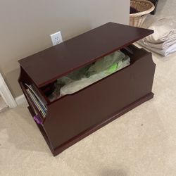 Toy chest