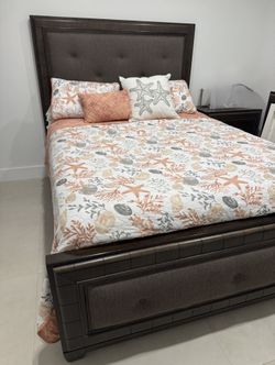 Queen Size Bedroom Set
