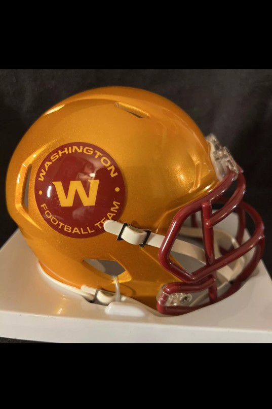 Washington Football Team Mini Helmet 