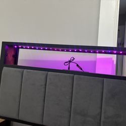 Twin Size Bed Set Comes With USB And USB-c Plugins And LED Lights
