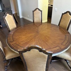 Beautiful Marge Carson luxury dining set in like-new condition, perfect for a formal dining room or upscale home