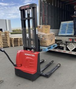 Full Electric Pallet Jack 3300lb – Brand New Business Equipment w/ Warranty