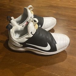 Nike Pro Tour Golf Shoes Size 8