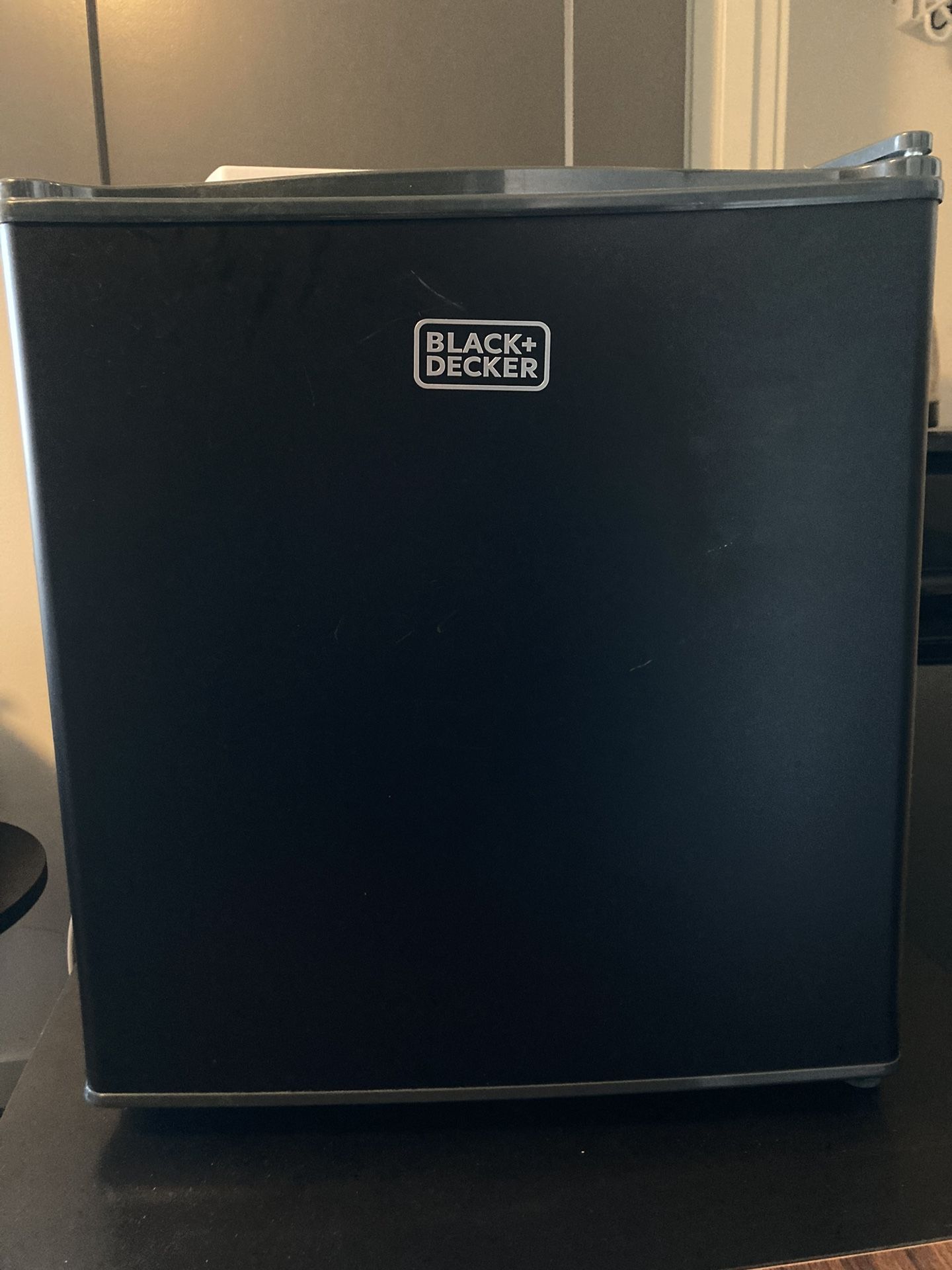 Mini Fridge LIKE NEW