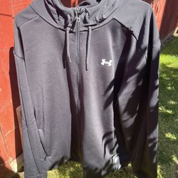 Under Armour Swuater