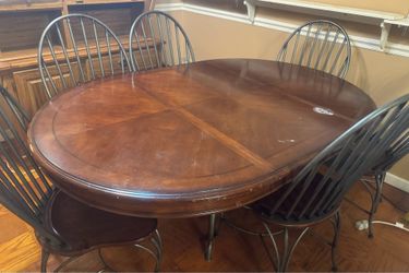 Dining table set (open to offers)