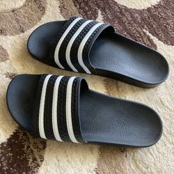 Adidas Men’s Sandals Size 10 NEW