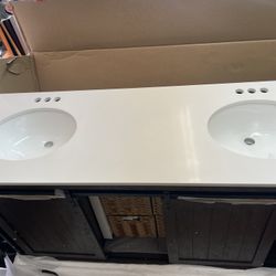 Vanity Dual Sinks