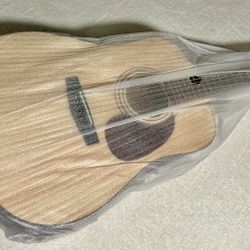 Cort Acoustic Guitar Solid Top + Bag