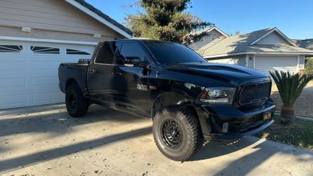 2017 RAM 1500 Sport