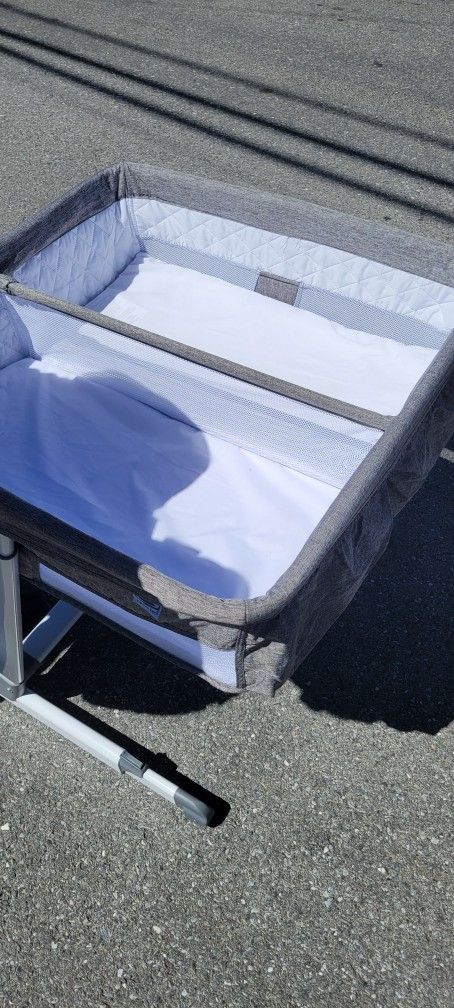 Twin Bassinet