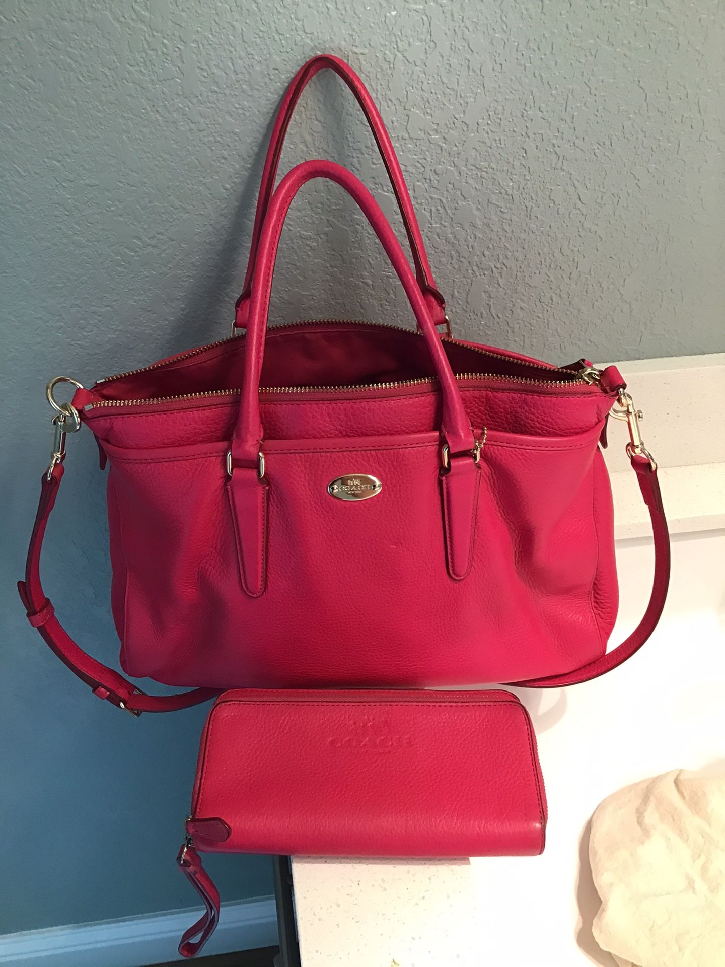 Pink Coach Purse and Wallet Set for Sale in Citrus Heights, CA OfferUp