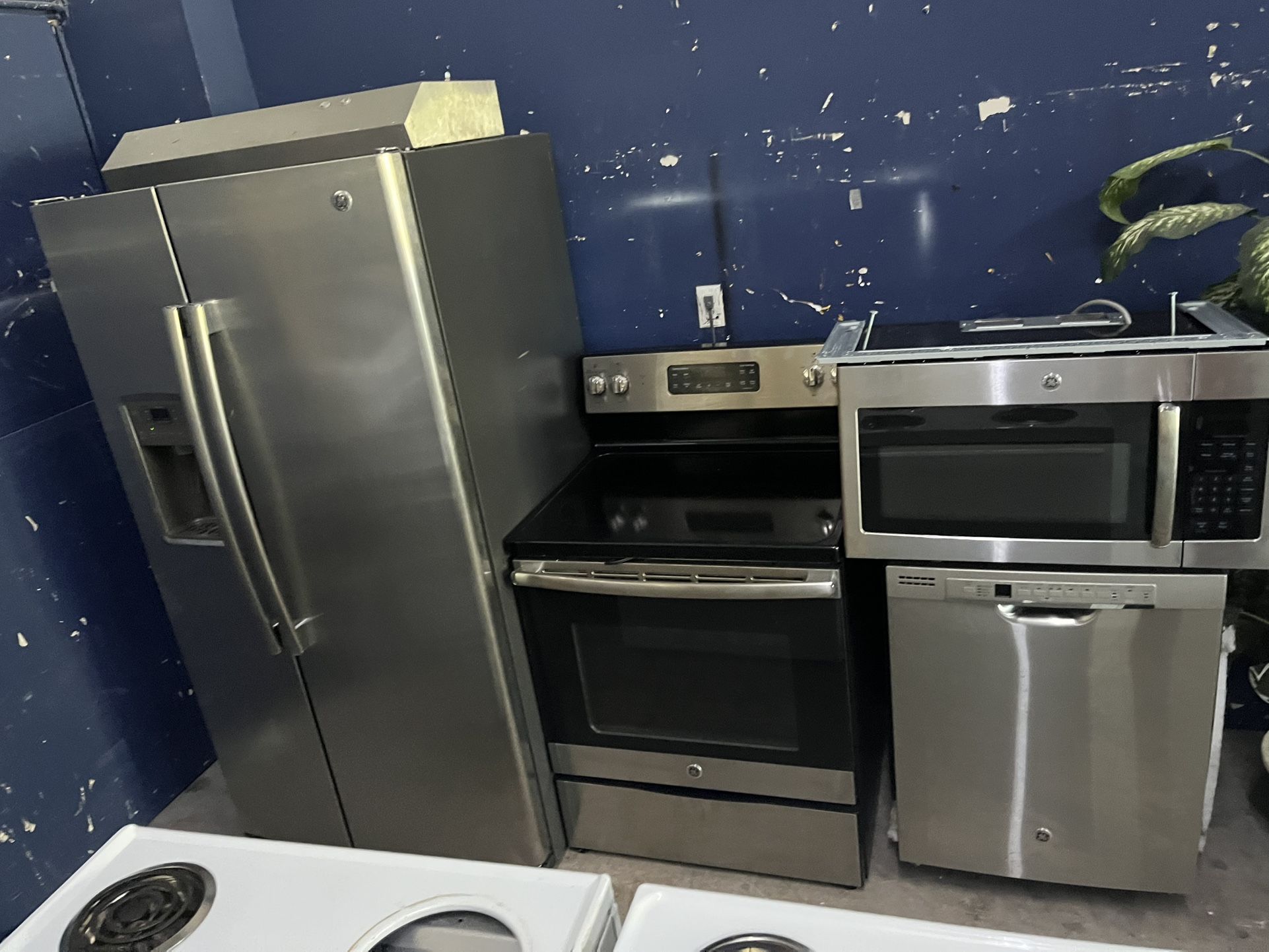 Stainless Steel GE Side By Side Kitchen Set