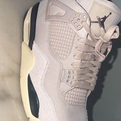 a ma maniere jordan 4