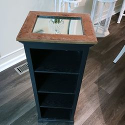 Cute Wooden Stand