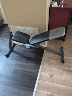 Gold's Gym XR 5.9 workout bench