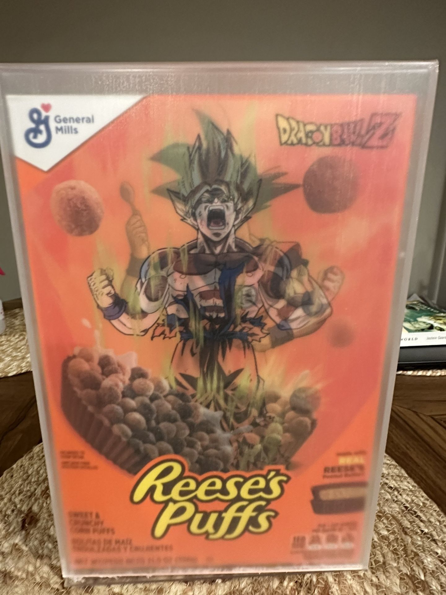 Dragon Ball Z Limited Edition Goku X Reese’s Puffs Holographic Cereal Box No bc