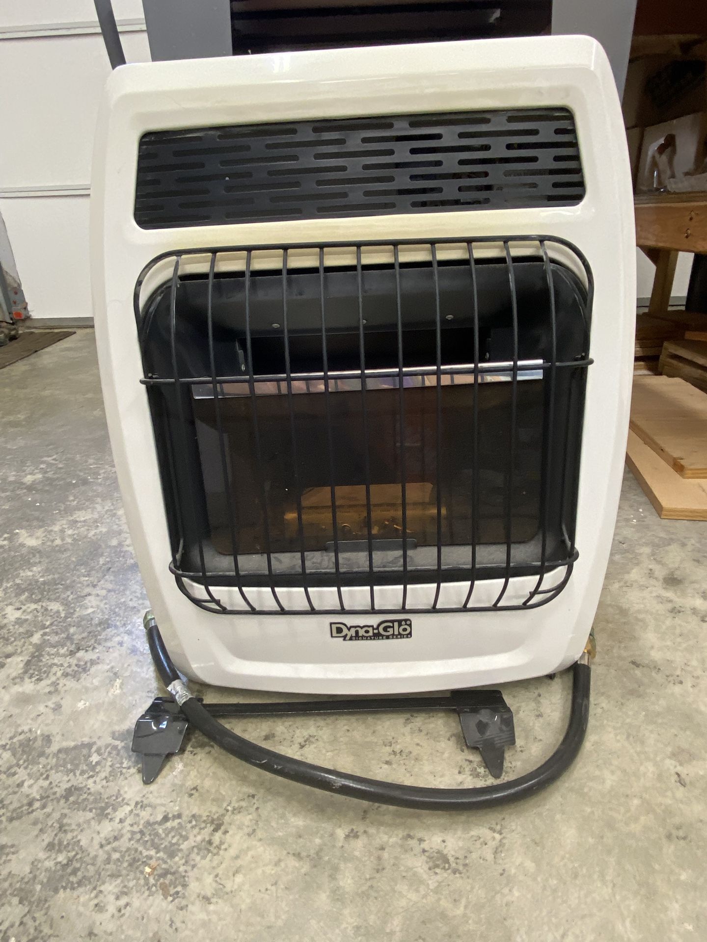 Dyna Glo 10,000 BTU Liquid Propane Wall Heater