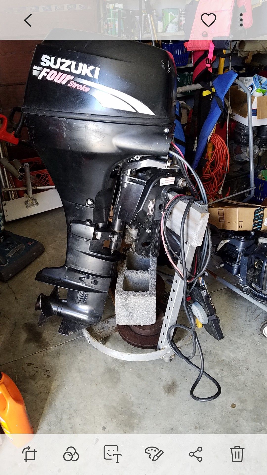 25 hp Suzuki 1996 outboard motor for Sale in Hague,