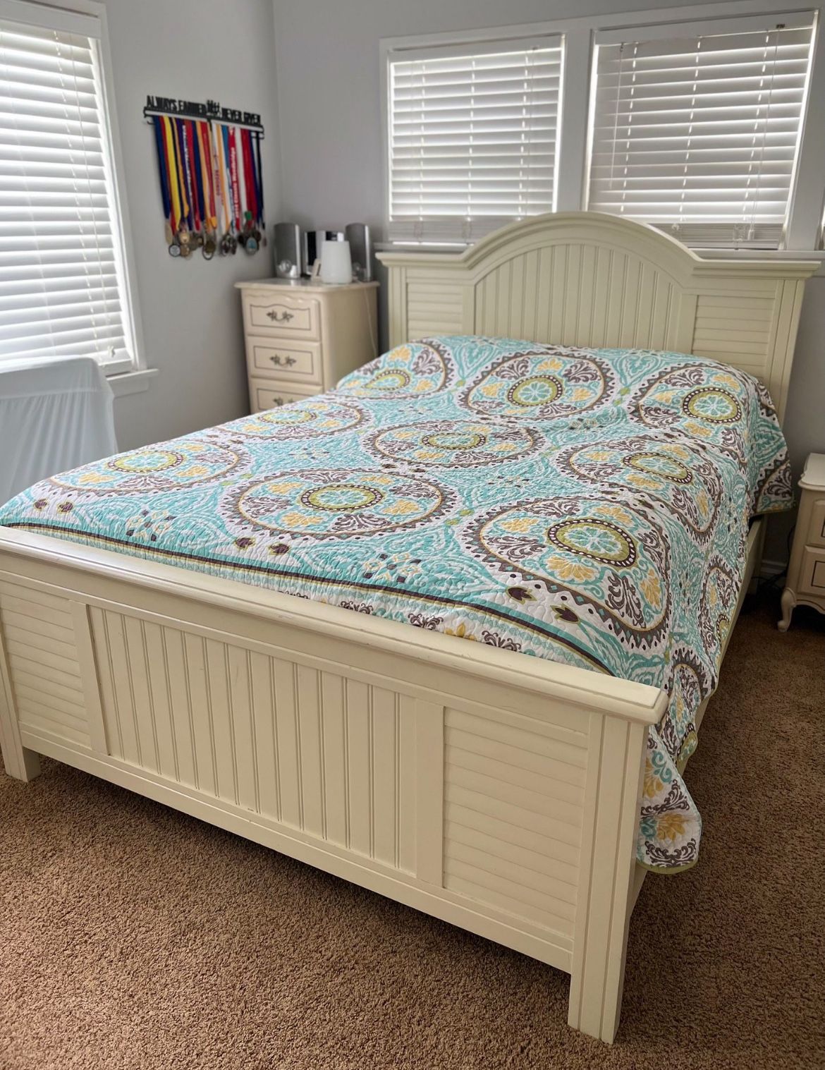 Queen Shabby Chic Bed Frame