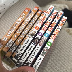 Manga Set ATTACK ON TITAN / MADE IN ABYSS