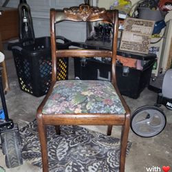 Antique Duncan Phyfe Style Mahogany Rose Carved Accent Chair 