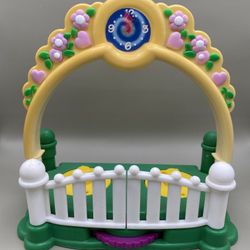 Fisher Price Little People Lil Kingdom Castle Night At The Ball 2003 Archway Dance Floor 
