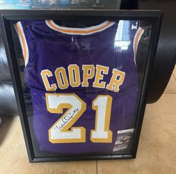 Lakers Michael Cooper Signed And Framed Jersey