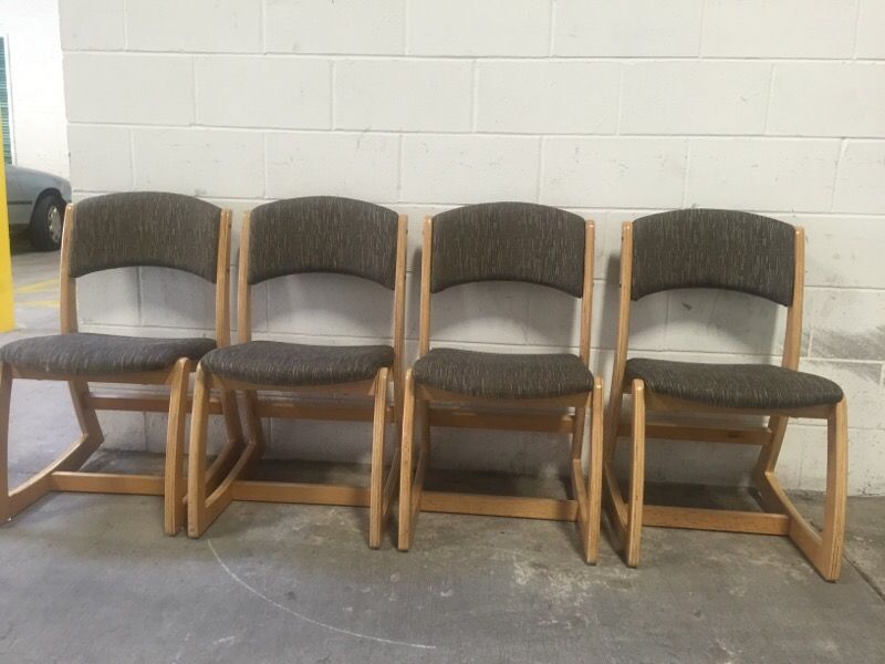 4 dining chairs