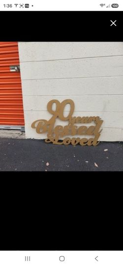 Wood sign 90th