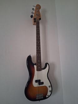 2010 Fender Standard Precision Bass