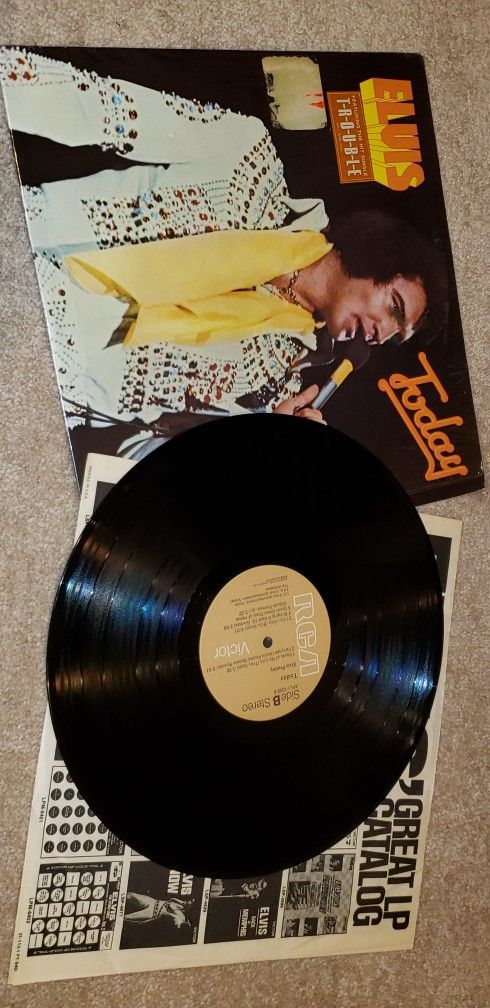 VINTAGE 1975 Elvis Presley Today LP Vinyl Record Album APL1-1039

