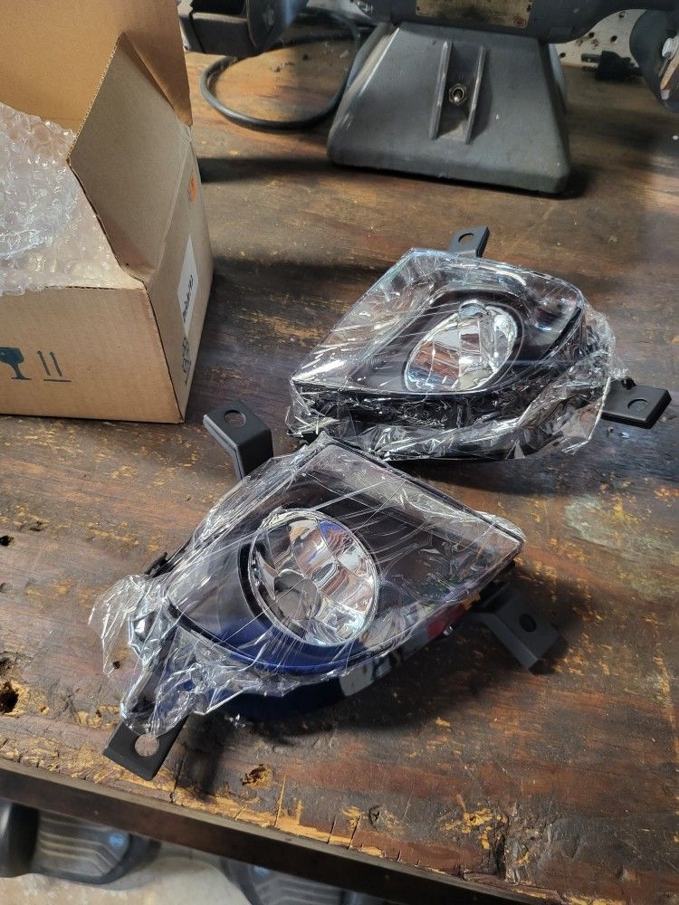 2009 Bmw 329i Fog Lamps Housing NO BULBS INCLUDED NO BULBS