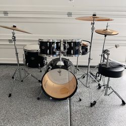 Tama Drumset With Cymbals