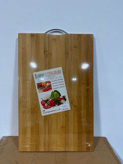 18x12” bamboo cutting board with handle, new