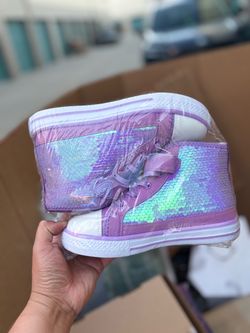 Girls shoes purple