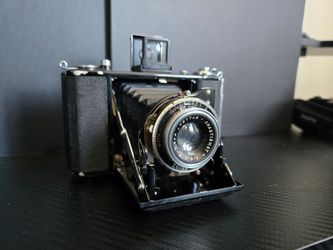 Zeiss Ikon Nettar 515/16 B2 6x9 Folding Camera w/ Novar 7.5cm UNTESTED