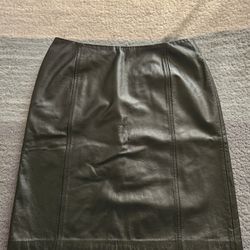  Loft Women's Leather Black Mini Skirt Back Zipper Size 4 Petite