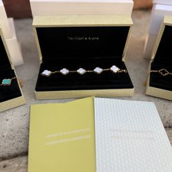 Van Cleef Quartz White Bracelet 