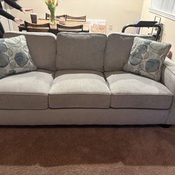 Alanis Bay Sofa + Loveseat Set – Gray – Excellent Condition