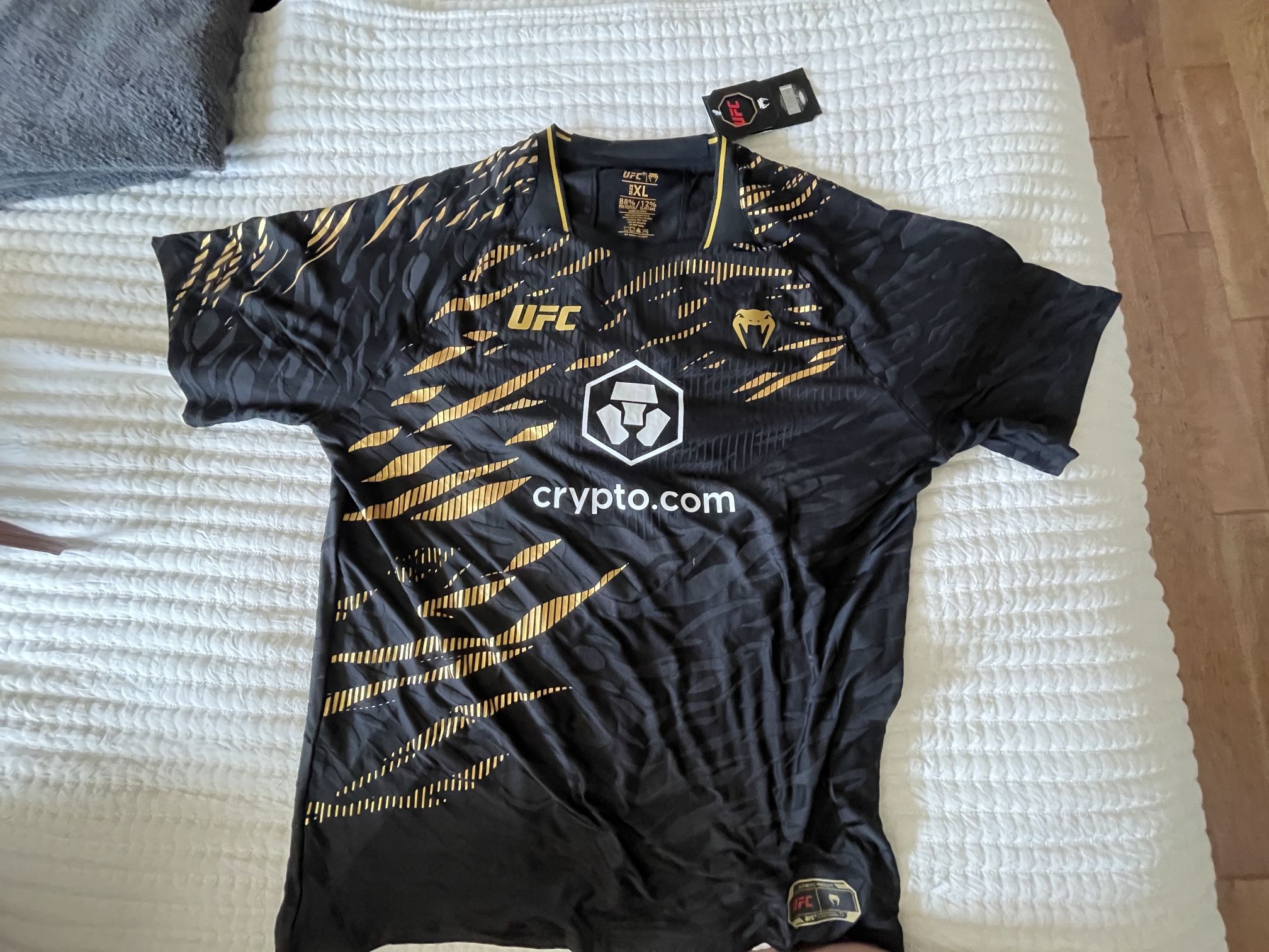 VENUM UFC T shirt New XL