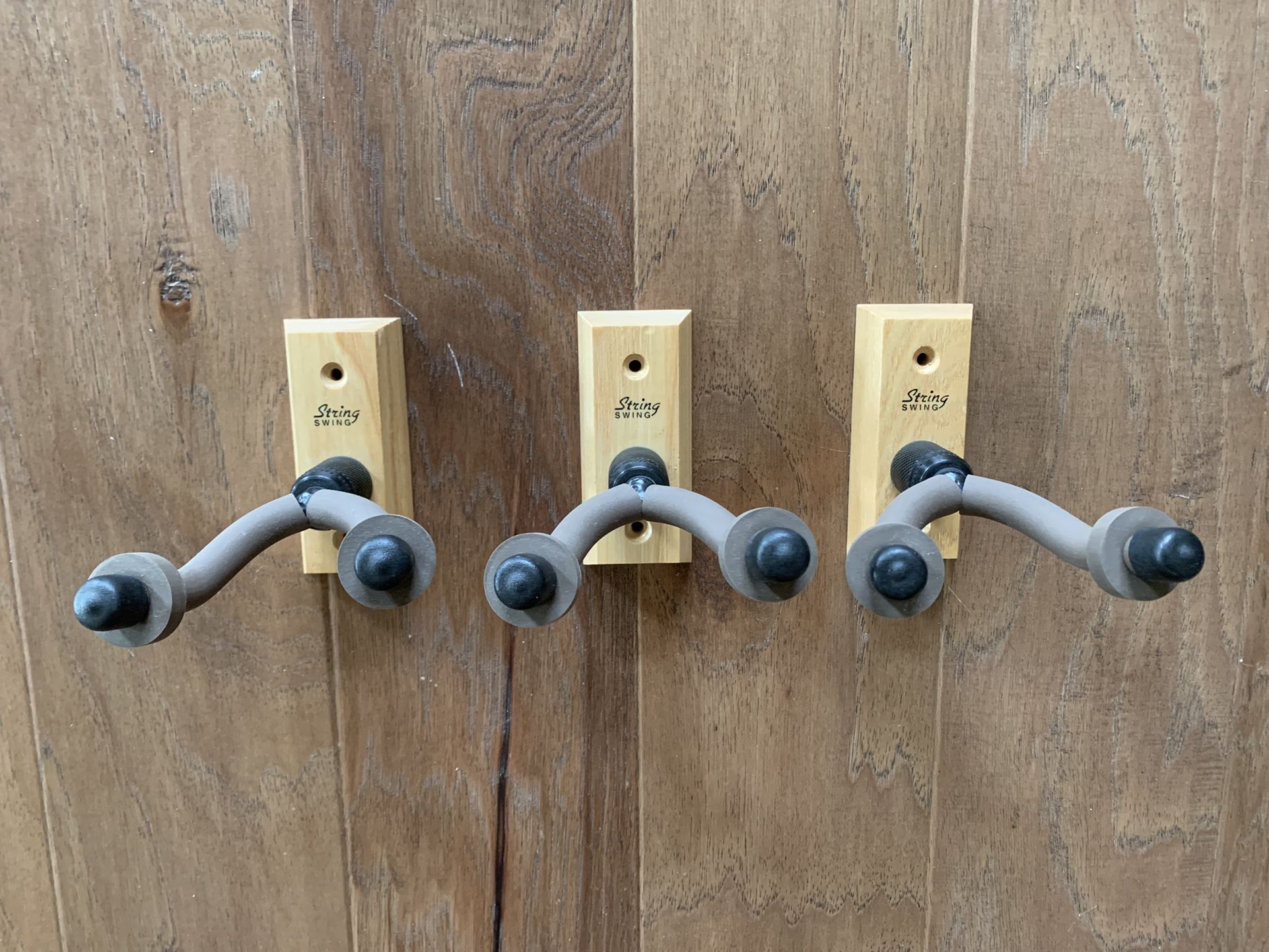 String Swing Guitar Hanger