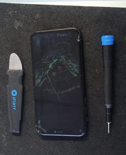 WE FIX PHONES ‼️