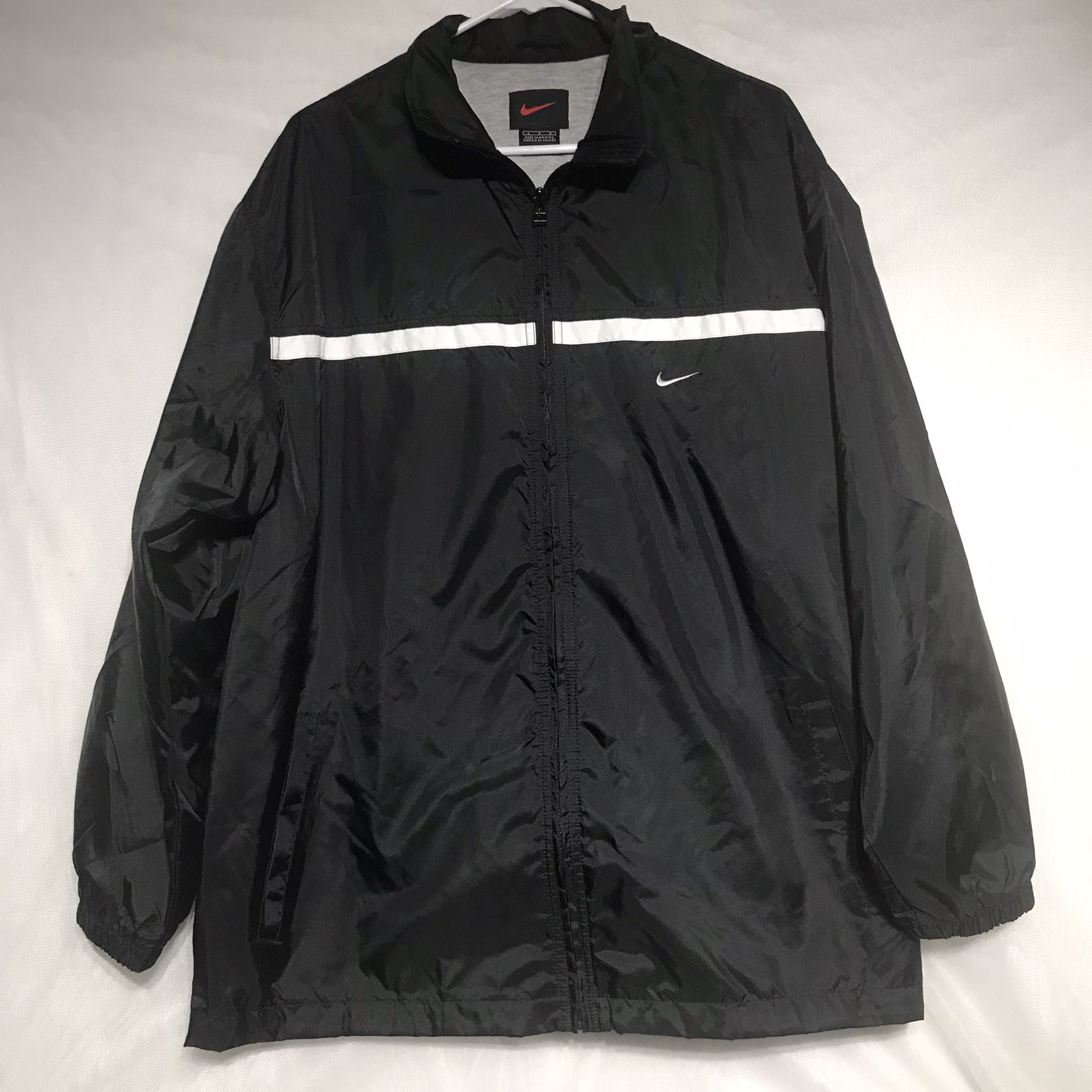 Nike Windbreaker Men’s Black Jacket Size Large