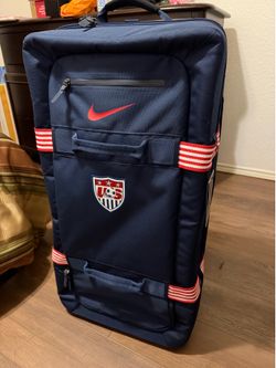 Rare Nike USA Soccer Rolling Luggage – New with Tags