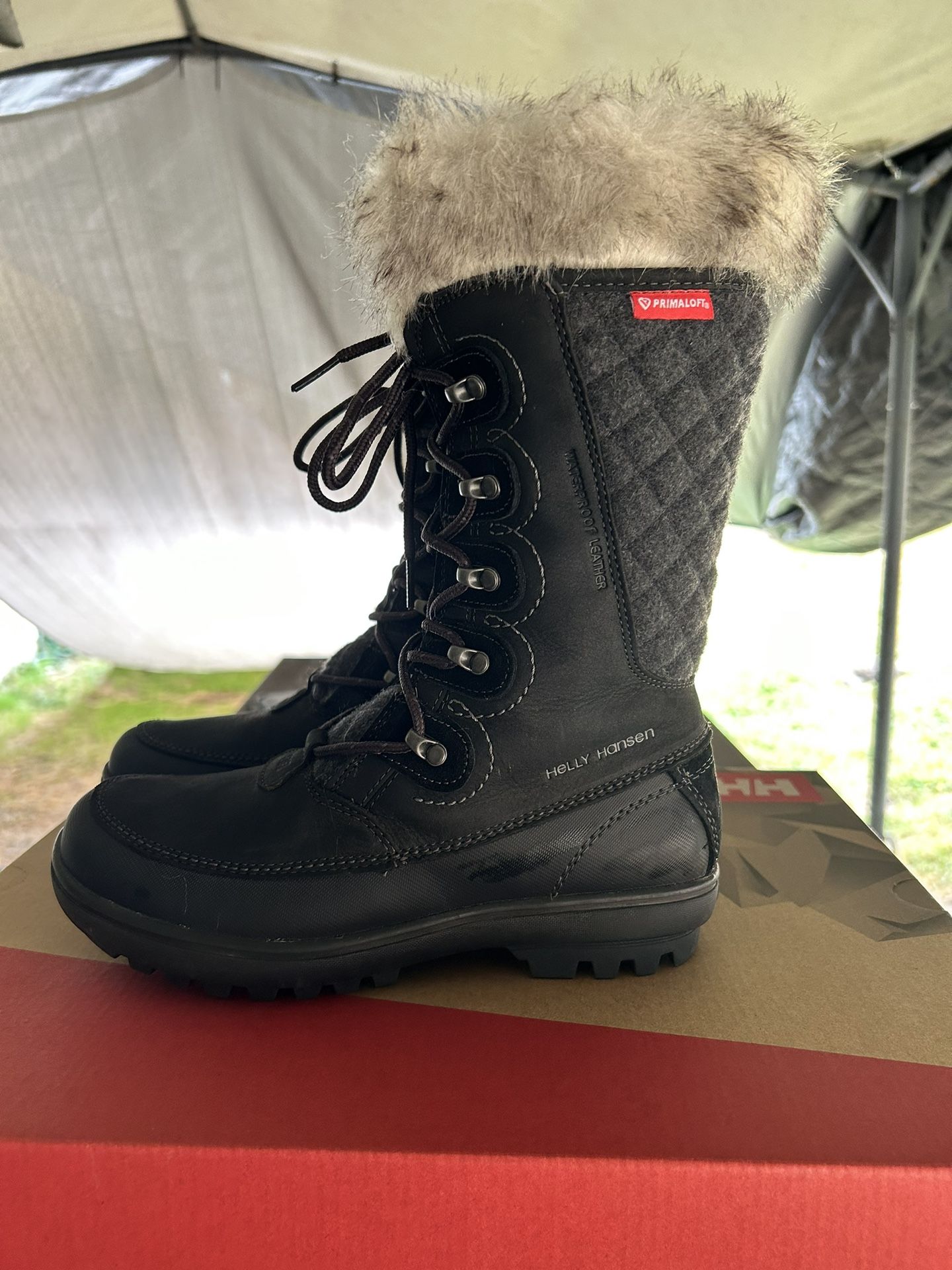 Helly Hansen Garibaldi VL Snow Boots Women’s Size 8