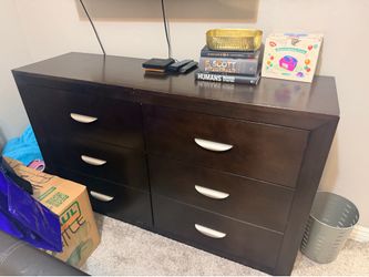 4 Drawer Dresser - $50
