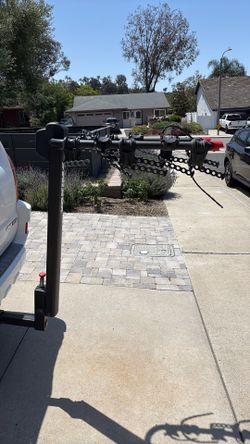 Yakima RidgeBack 5-Bike Hitch Rack